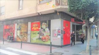 Geschäftsraum in Hospital - Plaza del Real. Quieres montar tu negocio esta es tu oportunidadlocal esquinero