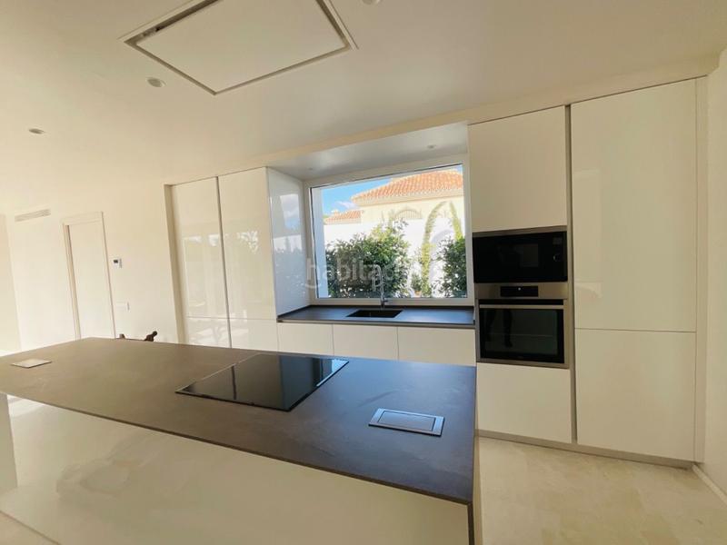 Foto 5f42ee39-e1c8-4a93-a9f4-08e80f652614. Xalet amb calefacció aparcament piscina a Guadalmina Alta Marbella