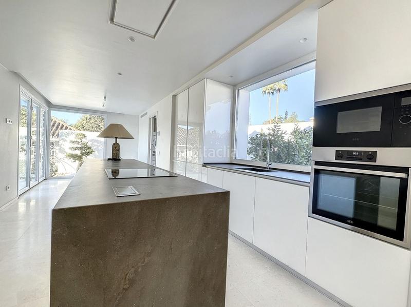 Foto 650b7a6c-2fde-4df4-840a-8c940e9171f7. Xalet amb calefacció aparcament piscina a Guadalmina Alta Marbella