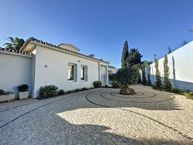 Foto c8428cc2-e898-4a5d-a9e5-6ac2bc80d880. Xalet amb calefacció aparcament piscina a Guadalmina Alta Marbella