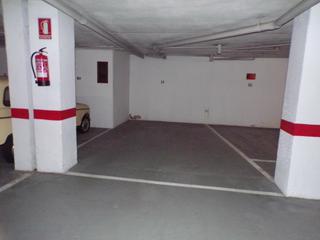 Lloguer Aparcament cotxe a Mestrets. Se alquila plaza de garaje