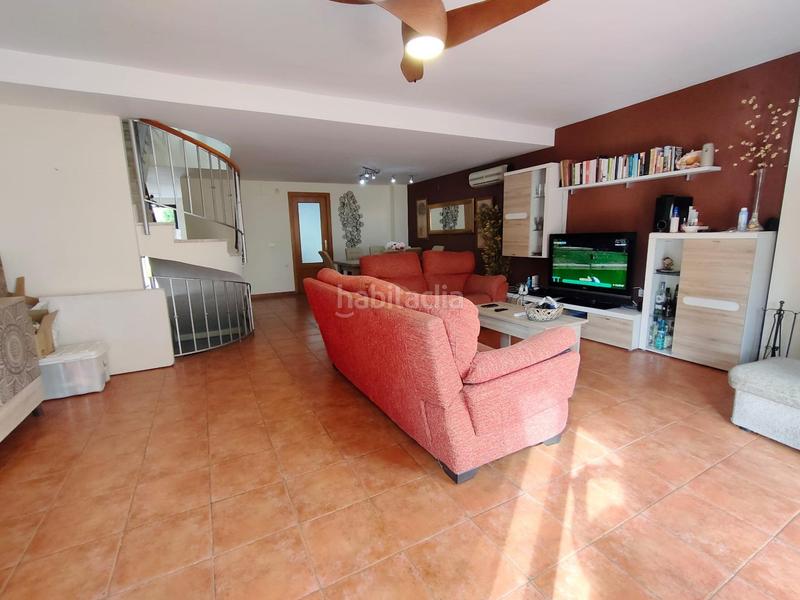 Foto 68e6752b-8c07-42b2-a97b-82dc9701aa74. Maison jumelée avec parking piscine dans Playa Burriana