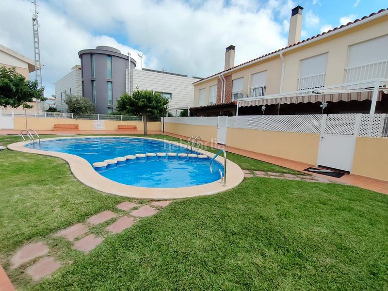 Foto 8d25a30e-880f-4432-8711-052a2c09019d. Maison jumelée avec parking piscine dans Playa Burriana