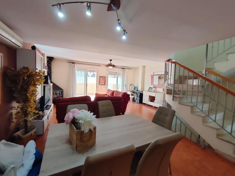 Foto c1146d24-aef9-4b6c-9503-0903d068a653. Maison jumelée avec parking piscine dans Playa Burriana