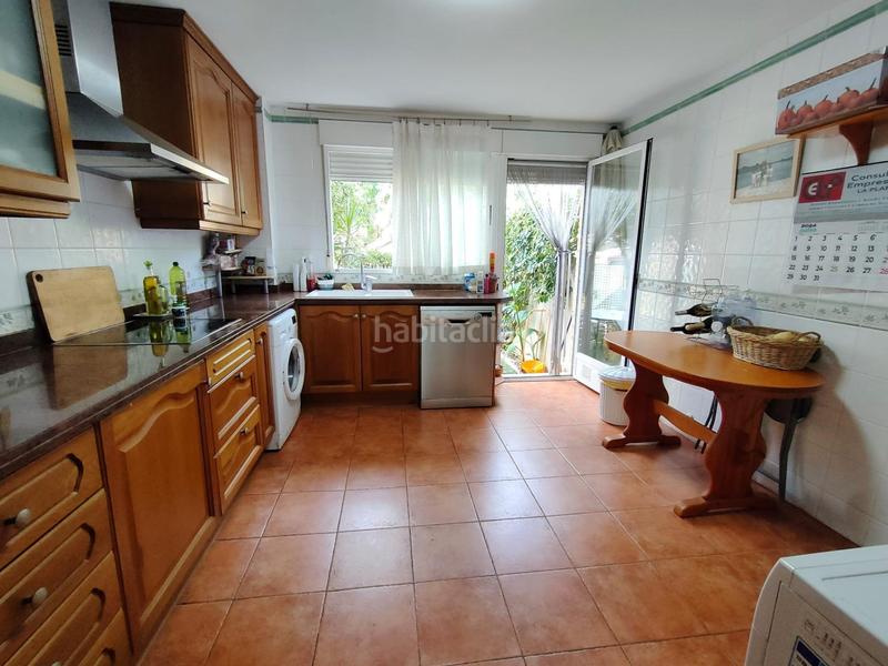 Foto fe0d9caf-bbd8-483b-9973-f9292486ec57. Maison jumelée avec parking piscine dans Playa Burriana