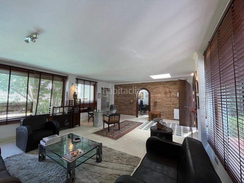 Foto 192c021f-bdb8-4c5c-8087-236134fcda1b. Xalet amb aparcament piscina a bahía de Marbella Marbella