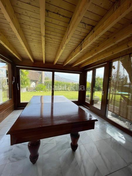 Foto 195b42ae-a303-4fbe-a958-0729a9291d4b. Xalet amb aparcament piscina a bahía de Marbella Marbella