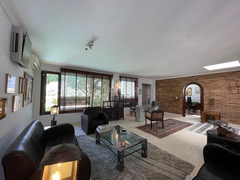 Foto 4c819b98-14c3-45ba-9fb2-6526e7f31e2a. Xalet amb aparcament piscina a bahía de Marbella Marbella