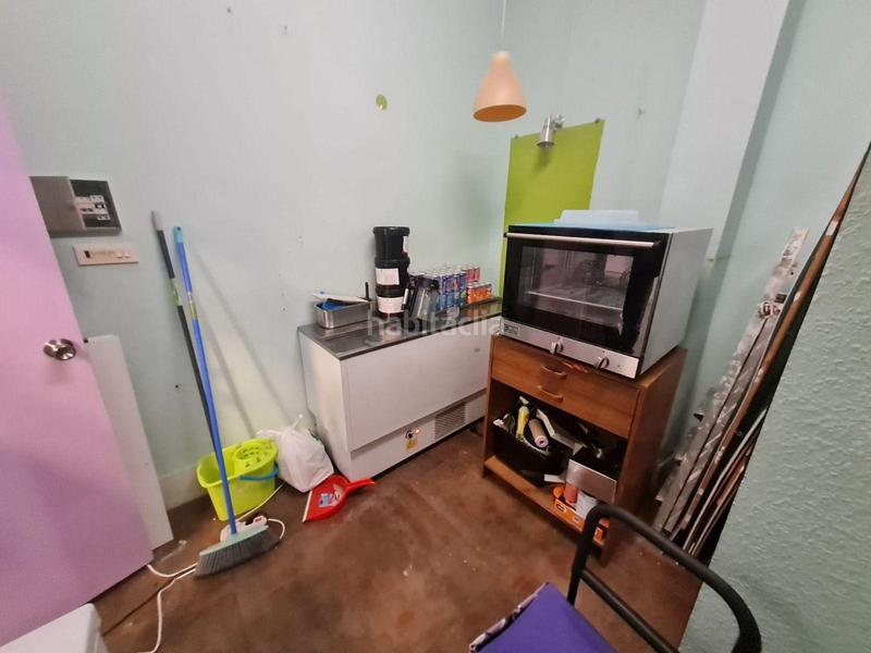 Foto a7db6391-b525-4487-ad49-9b63c2cce311. Alquiler local comercial heladeríacrepería con todo el mobiliario y en pleno funcionamiento en Castellón de la Plana