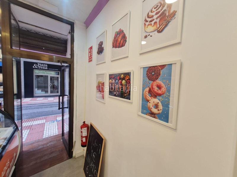 Foto fb6ce544-3b12-440d-a9f2-ca3299344177. Alquiler local comercial heladeríacrepería con todo el mobiliario y en pleno funcionamiento en Castellón de la Plana