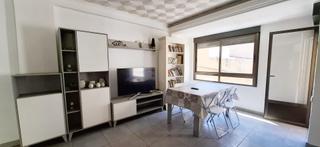 Piso en Casco Histórico. Piso reformado de 3 habitaciones en ronda magdalena