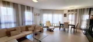 Attique à Ensanche - Río Jucar. Exclusivo ático duplex con garaje y trastero de 4 habitaciones y