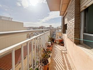 Appartamento in Ensanche - Parque del Oeste. Piso de cuatro habitaciones