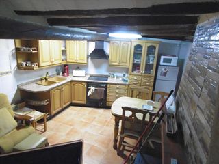 Semi detached house in Albocàsser. Quieres vivir en el alto maestrazgo esta es tu oportunidad?