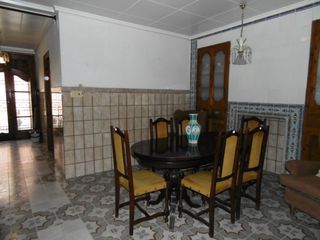 Casa adossada a Faura. Acogedora casa adosada en faura, costa de valencia