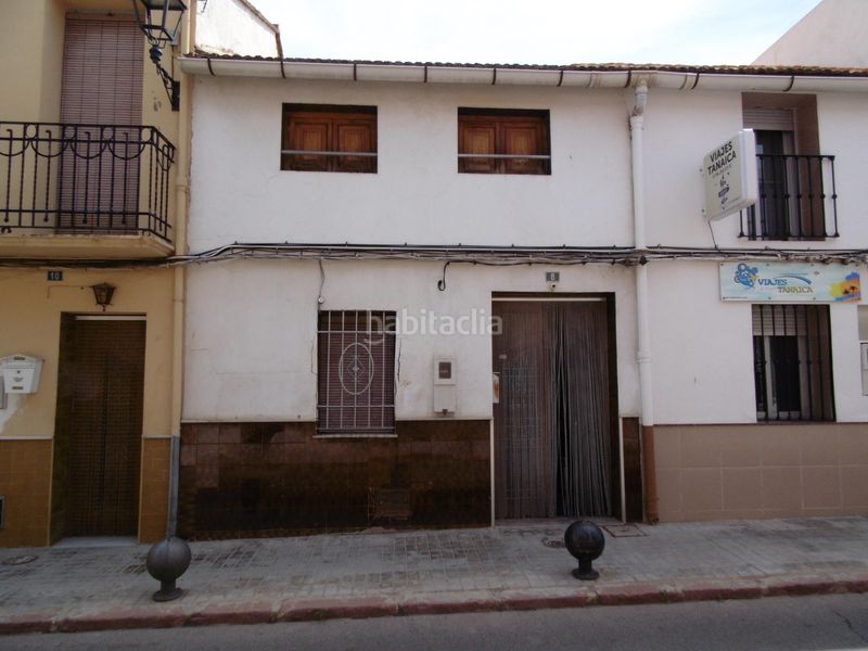Foto b70f5e64-00d5-4ce6-959f-3eb19b4c805c. Casa adossada a Faura