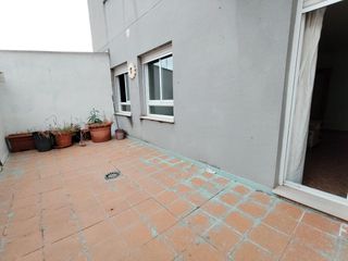 Piso en Ciutat del Transport - La Salera. Piso con parking y trastero en zona benadresa