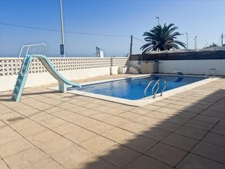 Casa adossada a Playa-Ben Afeli. Adosado en 1ª linea de playa en almazora!!!