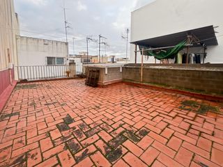 Casa en Centro. Casa centro almazora 5 habitaciones, 2 baños y terraza