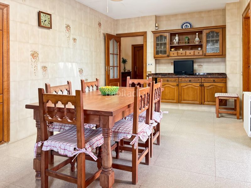 Foto 0e55d0a5-dd3f-4d4e-9437-4d19003d6449. Chalet quieres disfrutar y vivir cerca de la Playa malvarrosa , galardonada con bandera azul? esta es tu oportunidad. en Burriana