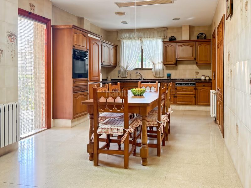 Foto b9eb15d0-5e23-407e-a461-0854aee9b6bd. Chalet quieres disfrutar y vivir cerca de la Playa malvarrosa , galardonada con bandera azul? esta es tu oportunidad. en Burriana