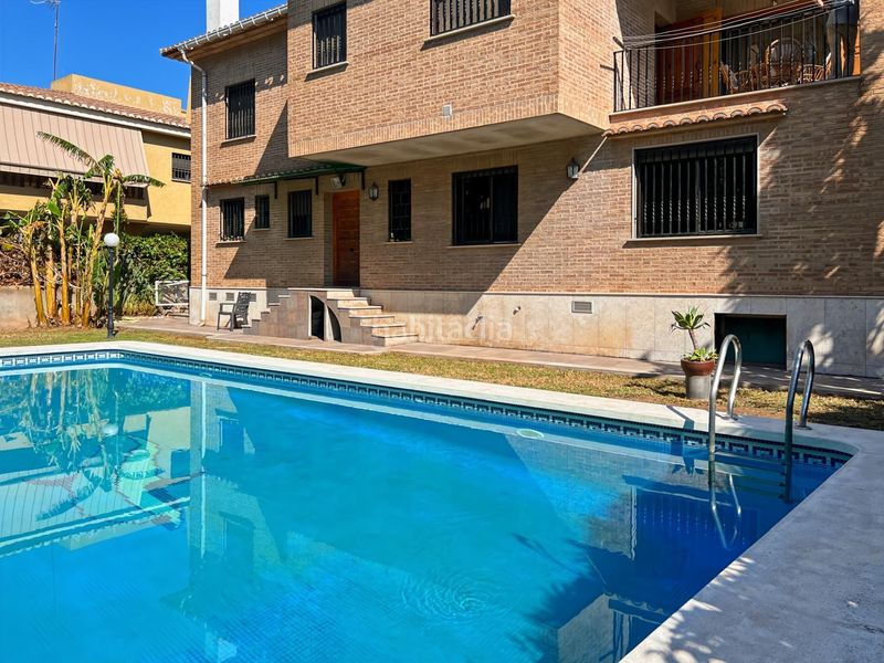 Foto c43b578a-1caa-4e65-946c-f7c84baa3b0c. Chalet quieres disfrutar y vivir cerca de la Playa malvarrosa , galardonada con bandera azul? esta es tu oportunidad. en Burriana