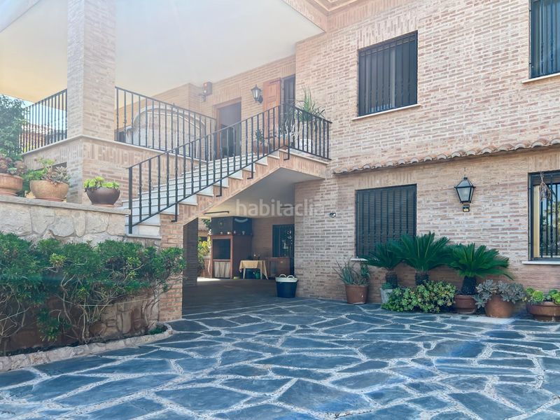 Foto d65d6022-9460-4a25-8cc9-e9e8e63116f9. Chalet quieres disfrutar y vivir cerca de la Playa malvarrosa , galardonada con bandera azul? esta es tu oportunidad. en Burriana