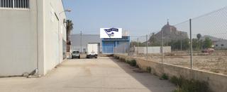 Bâtiment à usage industriel à Casillas. Se vende estupenda nave industrial con exposicion en murcia