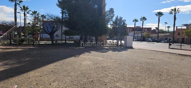 Foto 31597ea0-1dc9-4f25-9866-ea75f9d35225. Parking voiture dans Alguazas