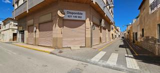 Local Comercial a Santomera. Se vende estupendo local comercial en santomera