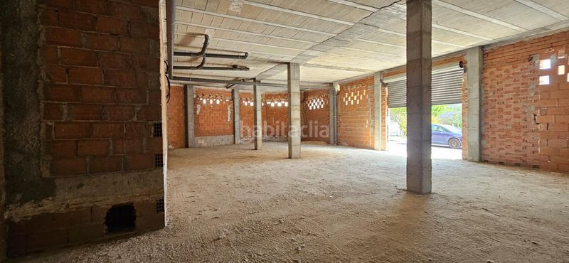 Foto dd900be6-7047-46fc-8ed1-cab1860ed950. Local comercial a Beniel