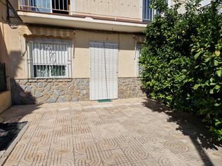 Haus in Archena. Se vende casa de dos plantas para entrar a vivir