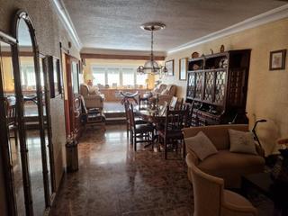 Maison à Archena. Casa en venta en zona villarias,  amplia, luminosa y con varias