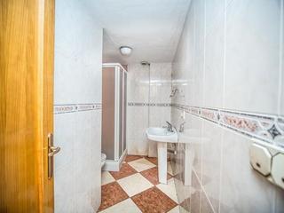 Local commercial à Yecla. Se vende local comercial en yecla