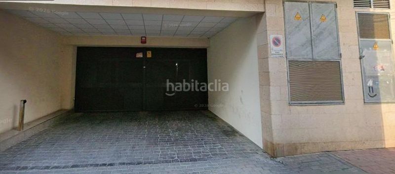 Foto df26c266-5b28-4406-9209-293617d6de44. Aparcament cotxe a Llano de Brujas Murcia