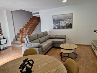 Rent House in Archena. Dúplex en alquiler  luminoso, amueblado y en excelente ubicación