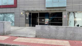 Aparcament cotxe a Juan de Borbón