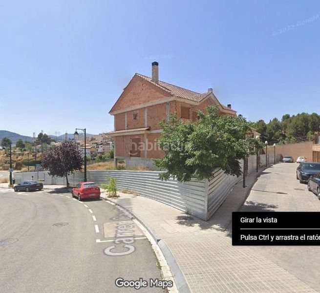 Foto cbbb3c0a-a10b-44cc-8a50-699d85e3f947. Casa a Zona Nord Alcoi