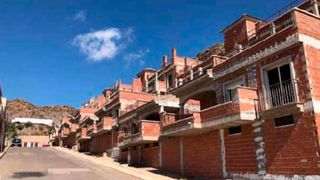 Edifici a Los Collados-Los Geraneos. Se vende lote de 20 viviendas en construccion collados  aguilas