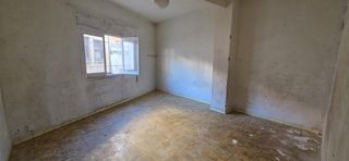 Appartamento in Archena. Piso de 2 dormitorios para reformar en archena