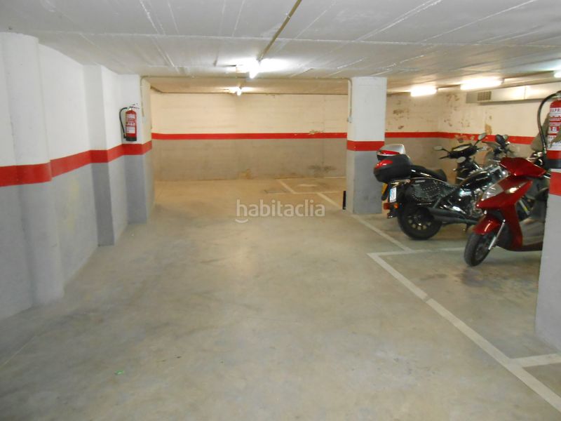 Foto a1236a4e-8d23-447b-98d2-f52e06563b61. Car parking in El Camp d´en Grassot i Gràcia Nova Barcelona