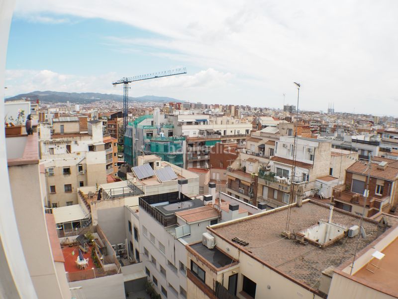 Foto b615dc40-19a9-4caf-af82-0a35bea27146. Àtic amb calefacció a Guinardó Barcelona