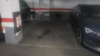 Posto auto  Carrer de gnova