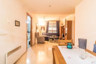 Pis  Calle hospital. Piso exterior en alberic