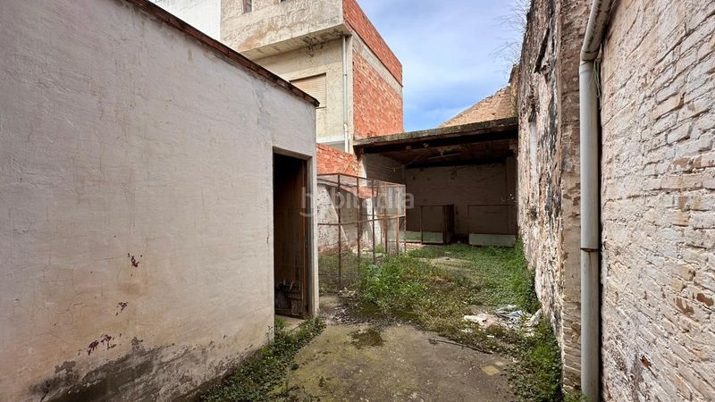 Foto ad1d3fe5-7903-4166-9ea5-6fe36ff126e2. Local comercial a Carlet