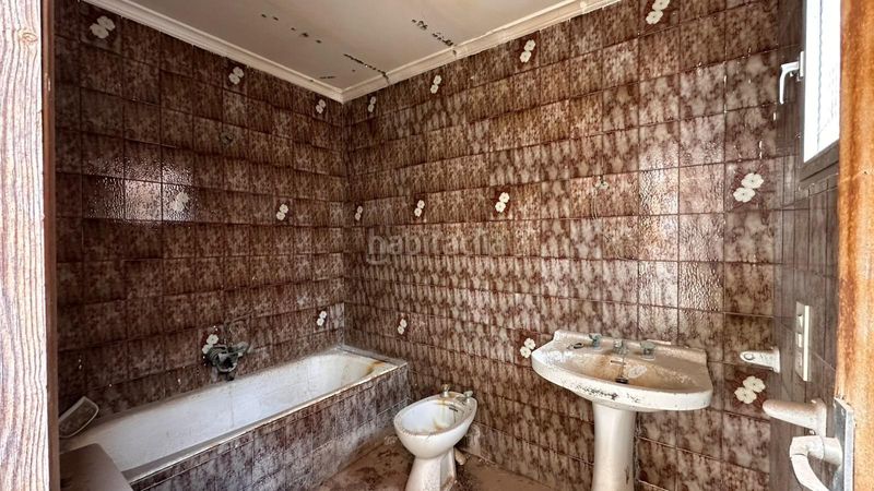 Foto fc13ddd5-0319-49cf-bd8d-43fd7a08050b. Local comercial a Carlet
