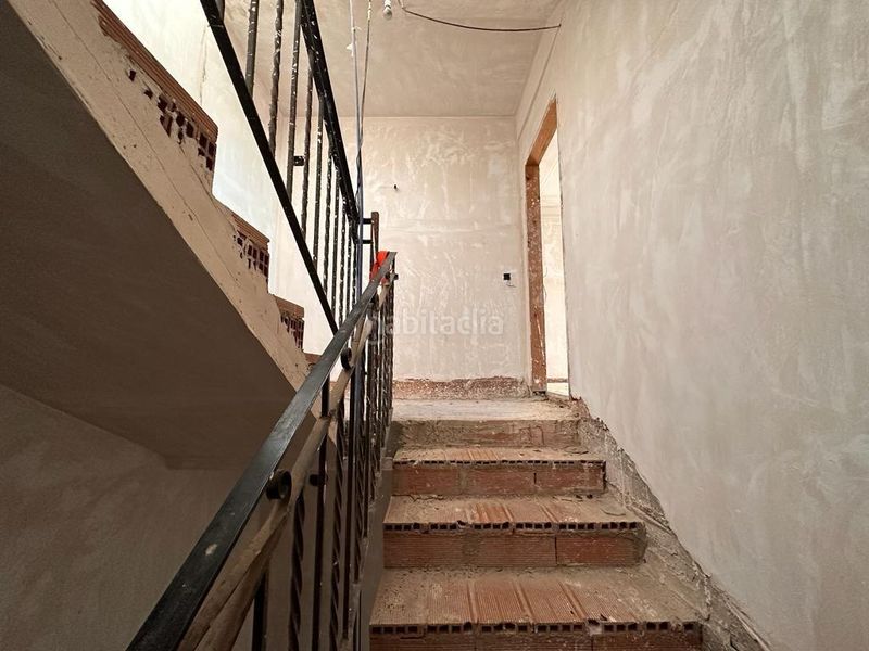 Foto 55eee894-8e69-4114-a736-c25a88f7c63d. Casa amb calefacció aparcament a Benimodo