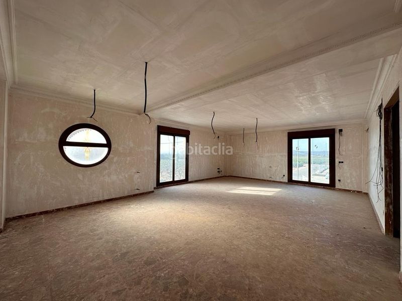 Foto f5b96b73-e115-4add-99d4-d5748085e02c. Casa amb calefacció aparcament a Benimodo