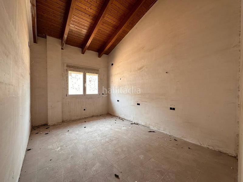 Foto 1392f1d4-8200-4bb7-b80f-cfd21f186bfb. Terreno residencial parcela urbana con proyecto en Énova (l´)