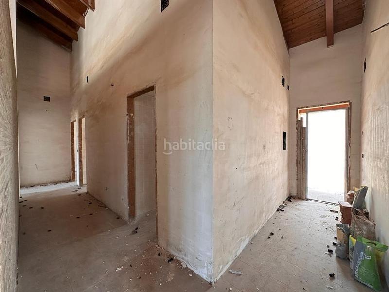 Foto 38ed9eeb-d13c-40b6-a77e-04646b83b2f2. Terreno residencial parcela urbana con proyecto en Énova (l´)